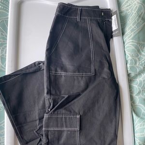 NEW with tags Nasty Gal Cargo Pants size 2